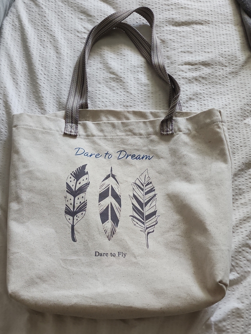 Thirty One Tote Bag with Feather Print - Cream